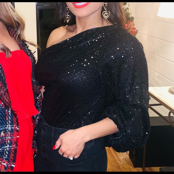Black sequined one shoulder top - Picture 4 of 5